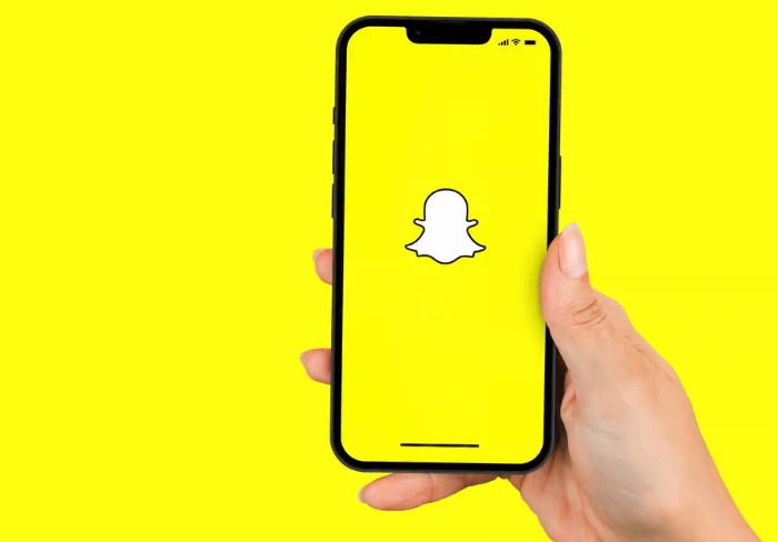 How to Record Video Hands-Free on Snapchat: 3 Easy Steps